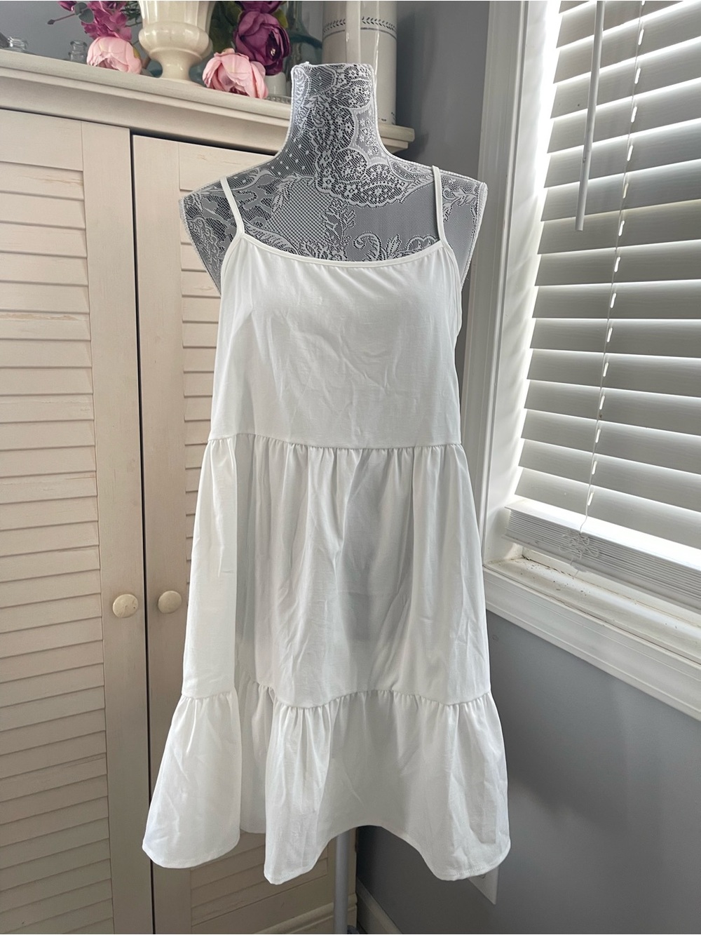 Women’s White Tiered Spaghetti Strap Dress